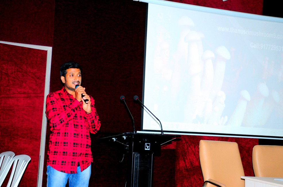 workshop on mushroom Farming