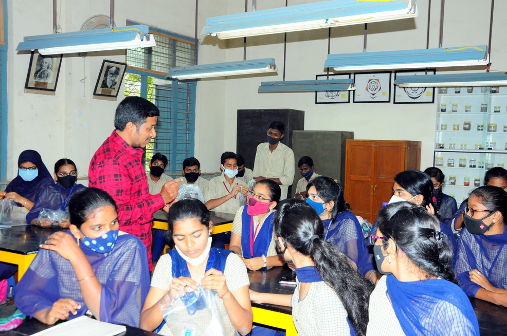 workshop on mushroom Farming