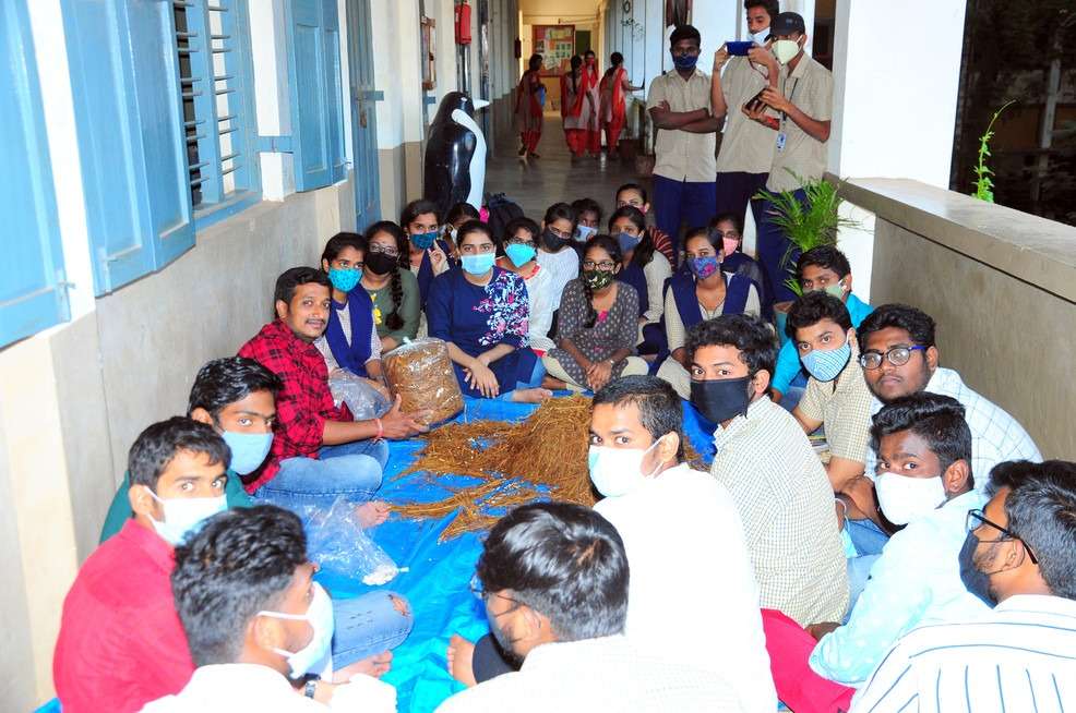 workshop on mushroom Farming