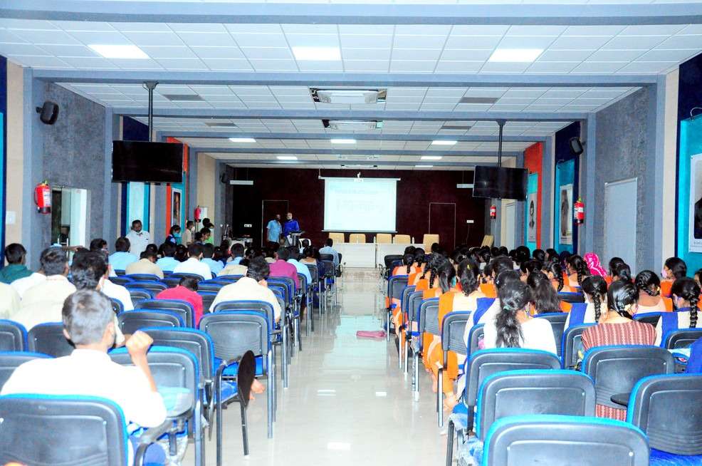 workshop on mushroom Farming